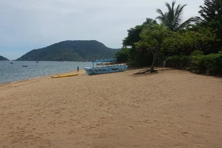 Billy-Riordan-Memorial-Trust_Lake Malawi